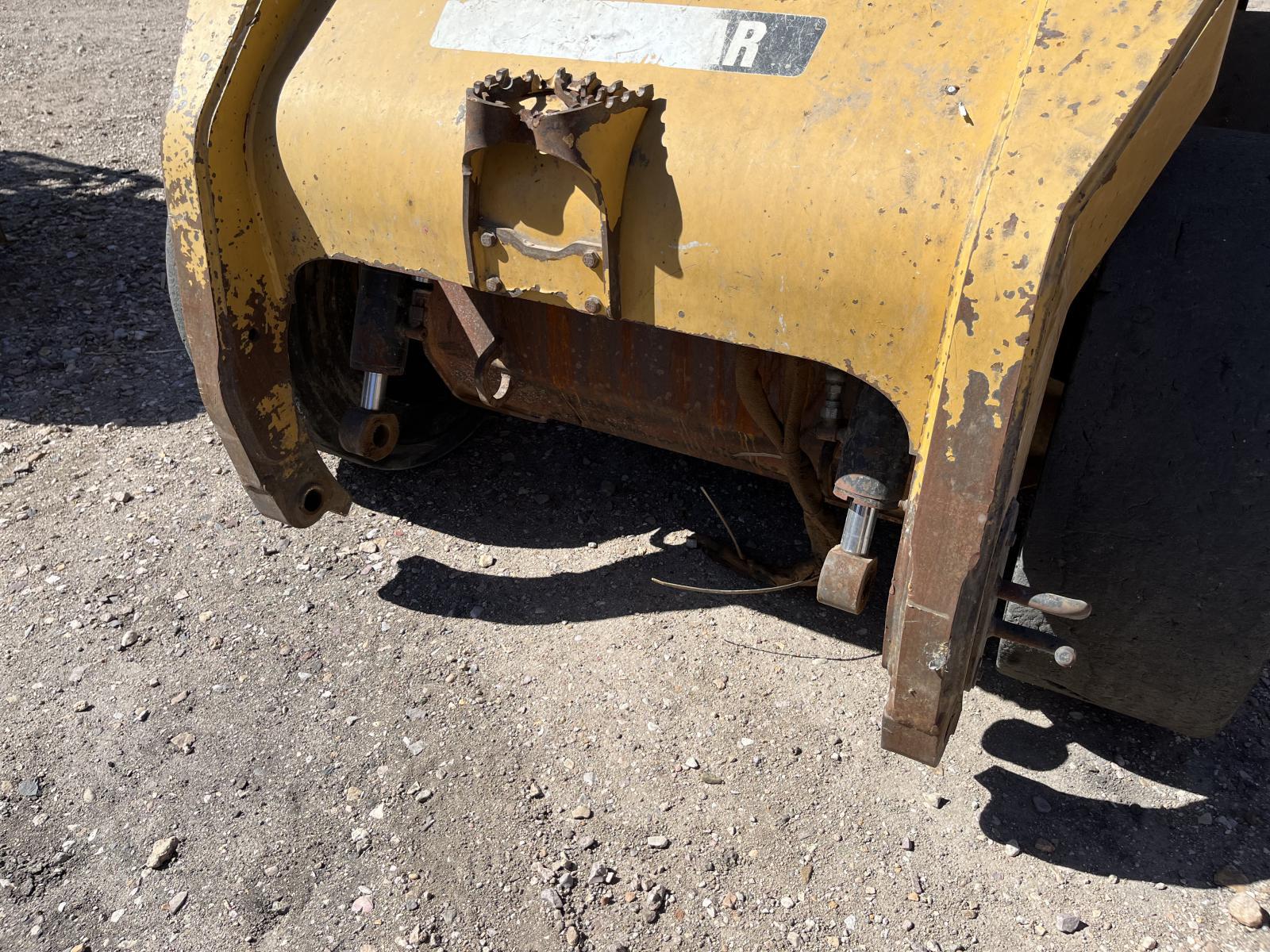 ./imagenes/INVOICE/2019/17560/MINICARGADOR CATERPILLAR 252B3 (6).JPG